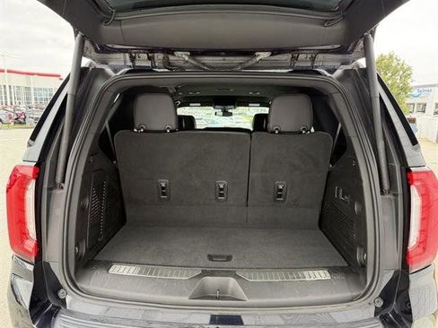 Used 2022 GMC Yukon AT4 image 34