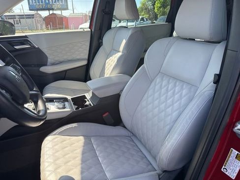 Used 2022 Mitsubishi Outlander SEL image 13