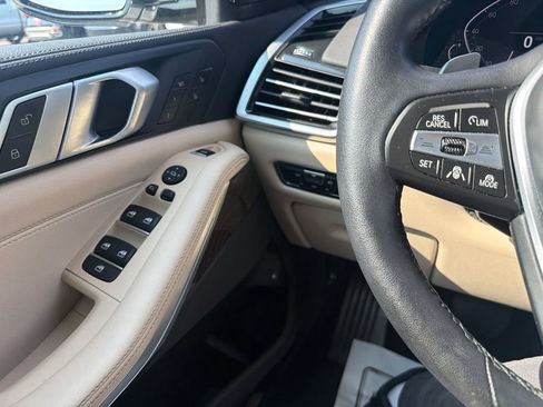 Used 2022 BMW X5 xDrive45e AWD/4WD image 25