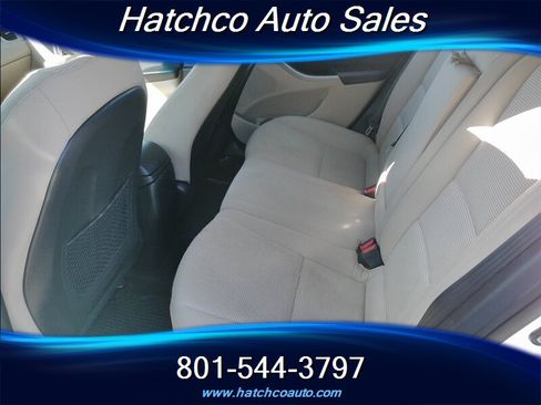 Used 2013 Hyundai Elantra GT w/ Touch & Go Pkg FWD image 13