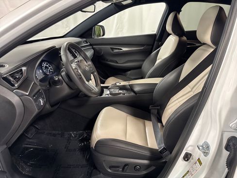 Used 2024 INFINITI QX55 Luxe w/ Cargo Package AWD/4WD image 3