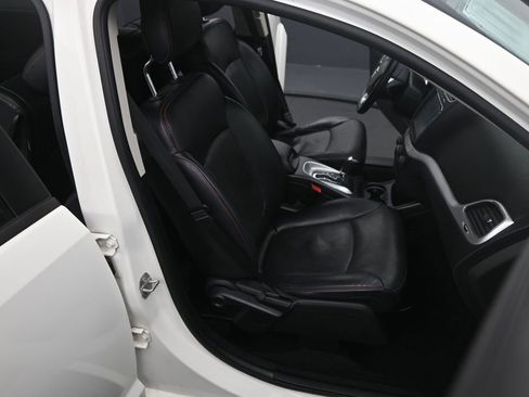 Used 2018 Dodge Journey GT w/ Nav & Sun Group image 21