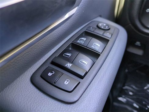 Used 2022 RAM 1500 Big Horn image 27