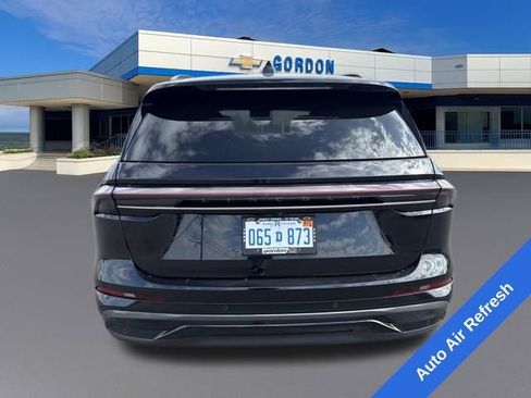 Used 2024 Lincoln Nautilus Reserve w/ Equipment Group 202A image 4