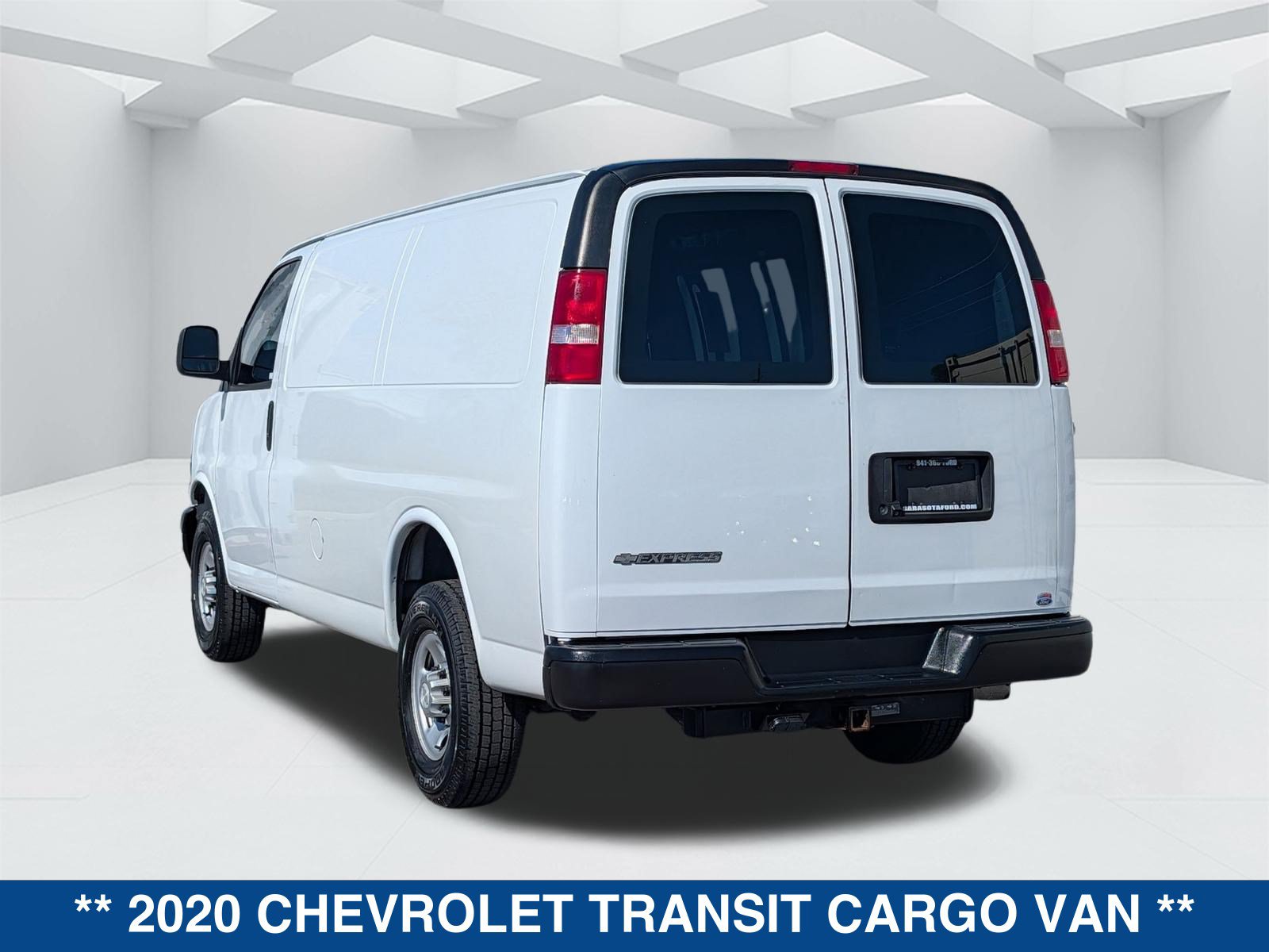 Used 2020 Chevrolet Express 2500 w/ Driver Convenience Package RWD image 7
