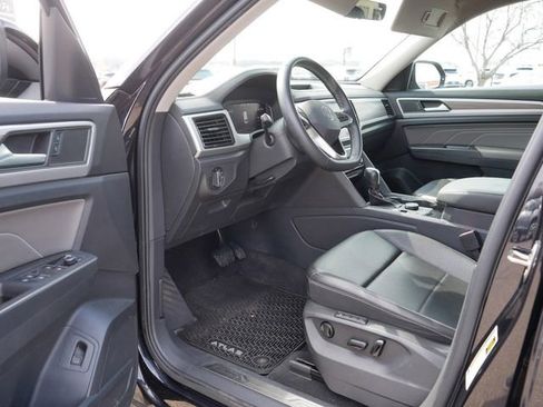 Certified 2023 Volkswagen Atlas SEL AWD/4WD image 12