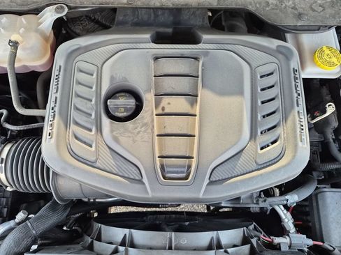 Used 2024 Jeep Wagoneer 4WD w/ Rear Seat Video Group 1 image 13