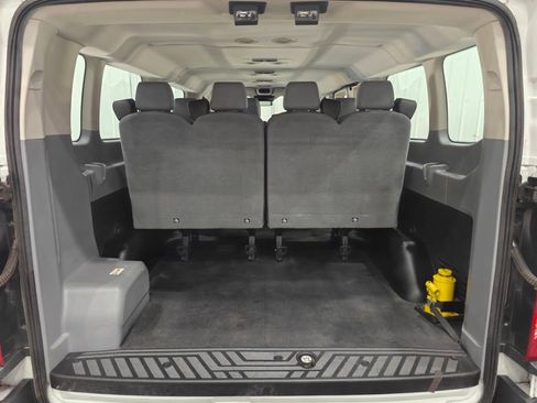 Used 2016 Ford Transit 350 XL RWD image 28