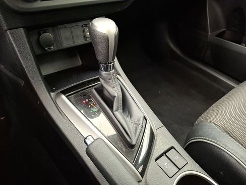 Used 2014 Toyota Corolla S image 12