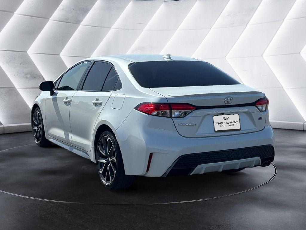 Used 2021 Toyota Corolla SE w/ Carpet Mat Package (TMS) FWD image 3