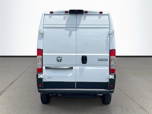 New 2026 RAM ProMaster 2500 w/ Convenience Group FWD image 6