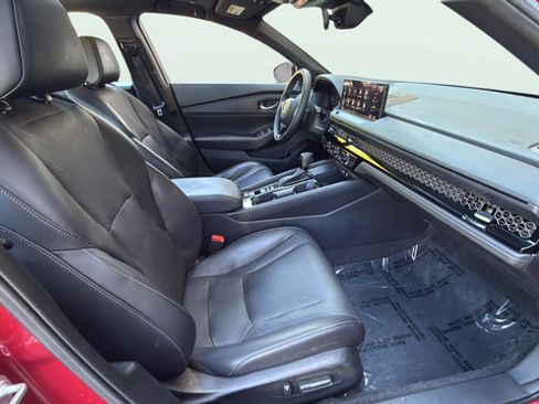 Used 2023 Honda Accord Sport image 25