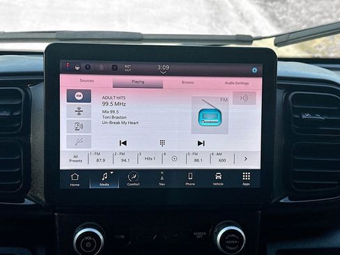 Used 2024 RAM ProMaster 3500 w/ Delivery Van Package image 17