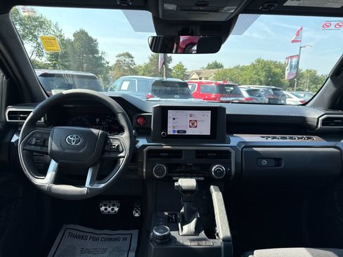 Used 2026 Toyota Tacoma TRD Sport AWD/4WD image 13
