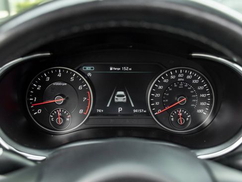 Used 2022 Kia Stinger GT2 image 28