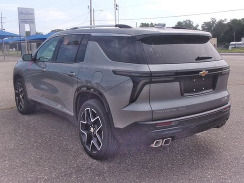 Used 2026 Chevrolet Traverse High Country AWD/4WD image 5