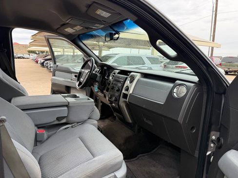 Used 2011 Ford F150 XLT w/ XLT Chrome Pkg AWD/4WD image 17