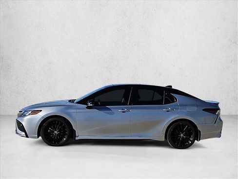 Used 2024 Toyota Camry XSE w/ Navigation Package image 9