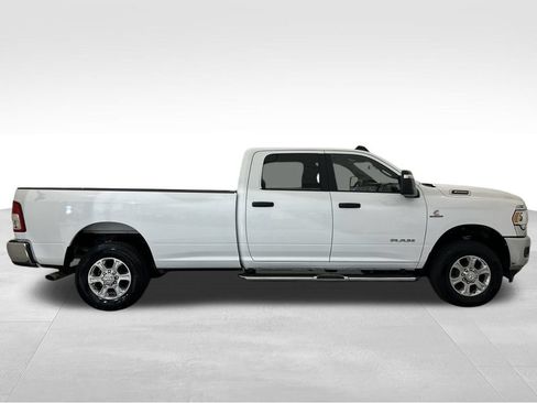 Used 2024 RAM 3500 Big Horn AWD/4WD image 8