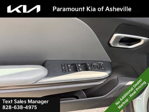 New 2026 Kia K4 FWD image 23