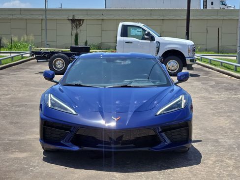 Used 2026 Chevrolet Corvette Stingray Coupe RWD image 9