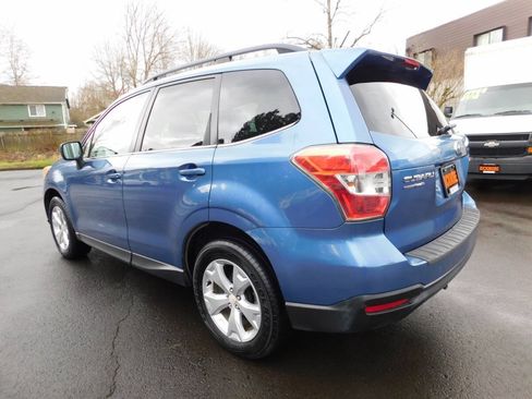 Used 2015 Subaru Forester 2.5i Limited AWD/4WD image 3