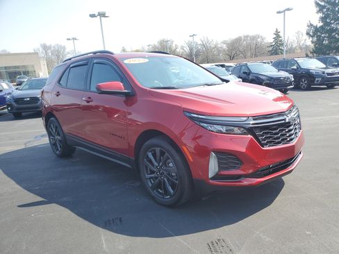 Used 2024 Chevrolet Equinox RS image 4