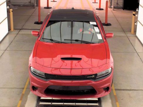 Used 2016 Dodge Charger R/T Scat Pack w/ Technology Group image 2