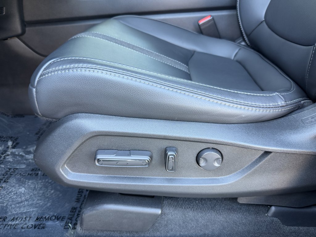 Used 2025 Honda Pilot Touring image 31