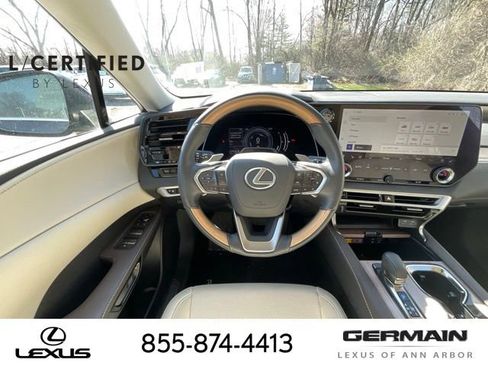 Used 2024 Lexus RX 350h w/ Convenience Package image 15