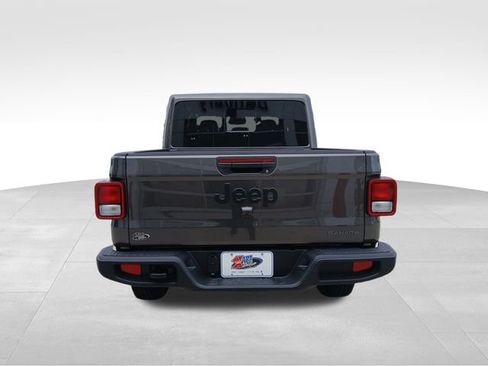 New 2026 Jeep Gladiator Sport AWD/4WD image 4