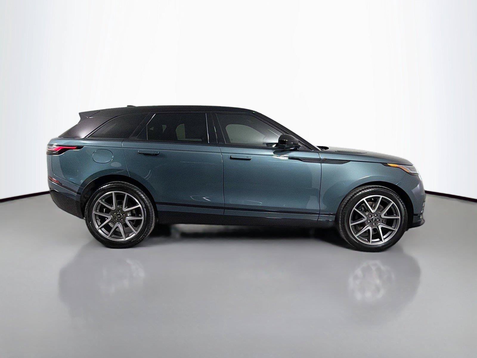 Certified 2026 Land Rover Range Rover Velar Dynamic SE AWD/4WD image 4