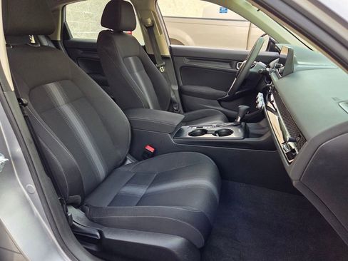 Used 2023 Honda Civic LX image 17