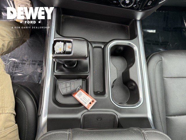 Used 2022 Chevrolet Silverado 1500 LTZ AWD/4WD image 25