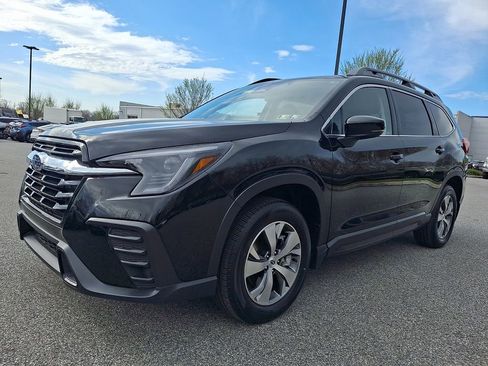 Certified 2025 Subaru Ascent Premium AWD/4WD image 4