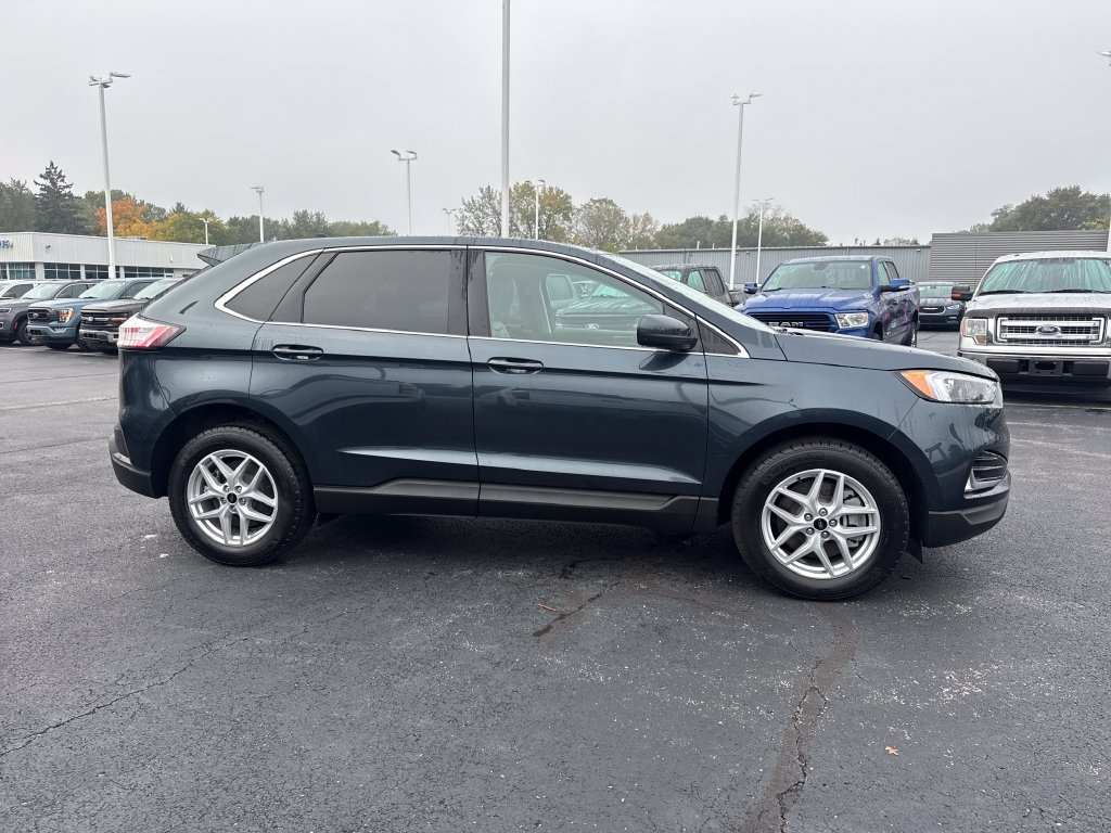 Used 2024 Ford Edge SEL w/ Convenience Package AWD/4WD image 6