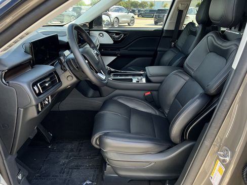 New 2025 Lincoln Aviator Reserve w/ Equipment Group 201A image 23