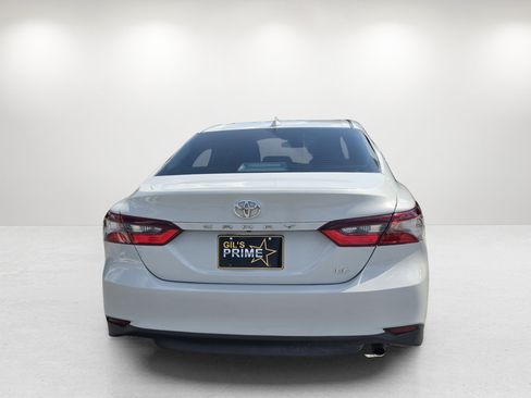 Used 2024 Toyota Camry LE FWD image 6