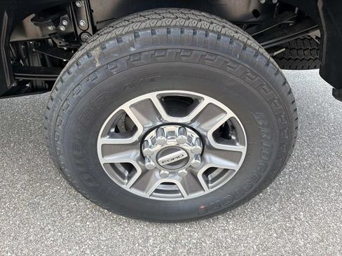 New 2026 Ford F250 Lariat w/ FX4 Off-Road Package AWD/4WD image 36