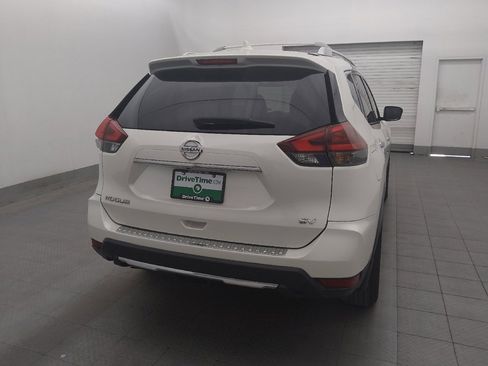 Used 2018 Nissan Rogue SV FWD image 7