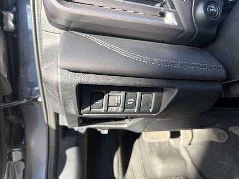 Used 2025 Subaru Outback Touring XT AWD/4WD image 11