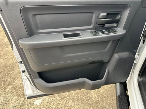 Used 2012 RAM 3500 ST w/ Chrome Appearance Group image 12