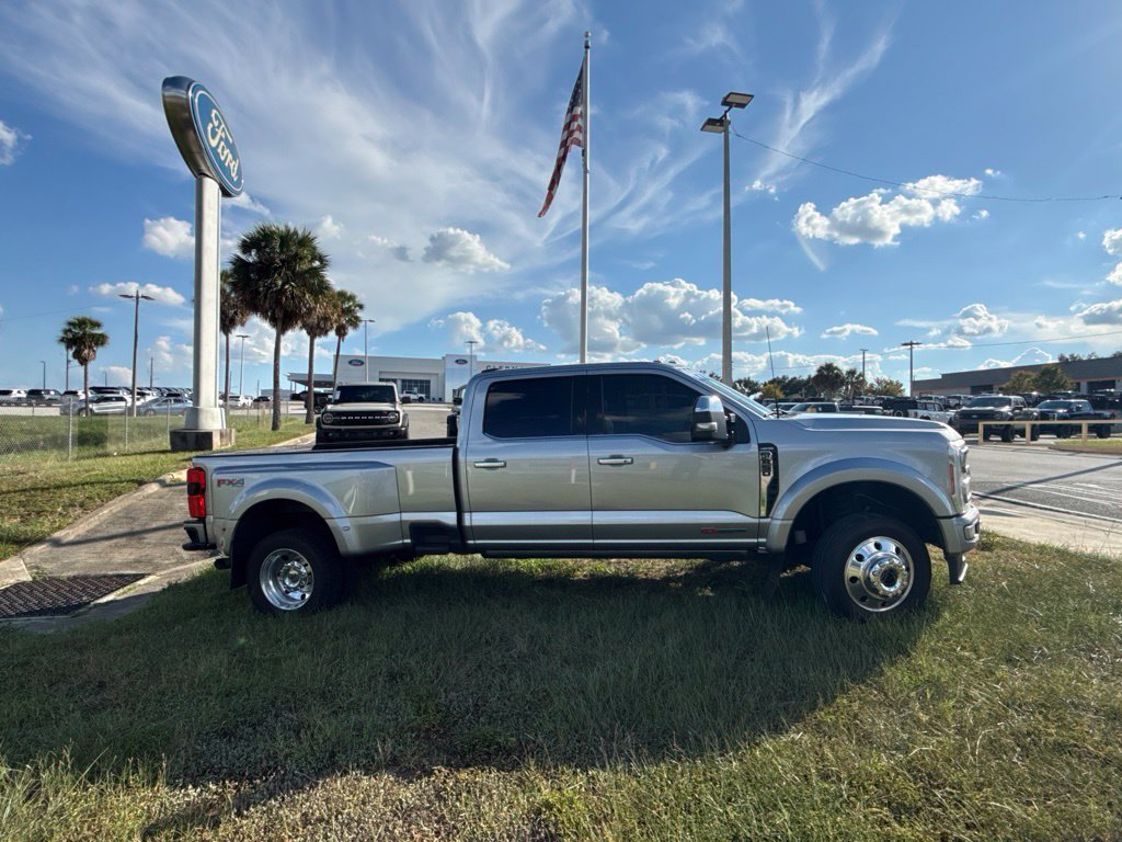 Used 2024 Ford F450 Limited w/ FX4 Off-Road Package AWD/4WD image 2