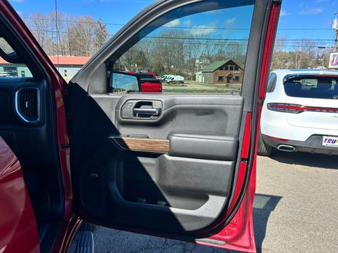 Used 2019 Chevrolet Silverado 1500 High Country image 21