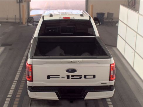 Used 2022 Ford F150 XLT w/ Equipment Group 302A High RWD image 7