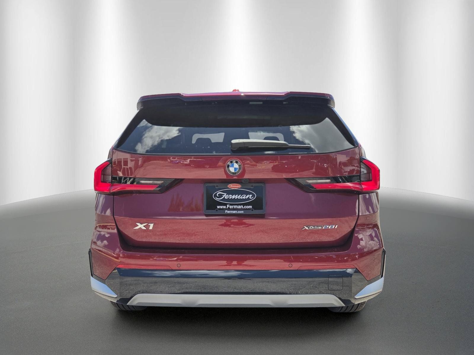 New 2027 BMW X1 xDrive28i AWD/4WD image 6