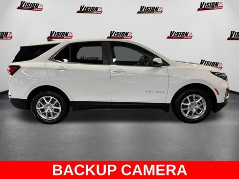 Used 2024 Chevrolet Equinox LT w/ LPO, Floor Liner Package AWD/4WD image 4