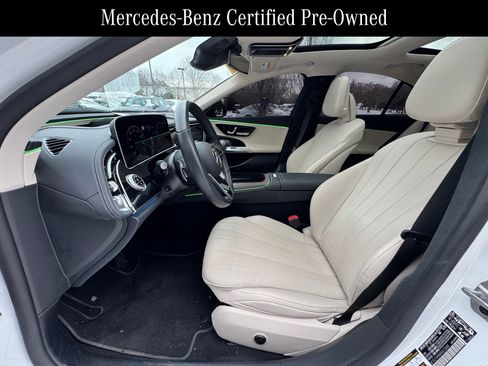 Used 2024 Mercedes-Benz E 350 4MATIC Sedan image 7