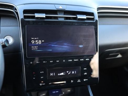 Certified 2022 Hyundai Tucson Limited w/ Cargo Package image 24