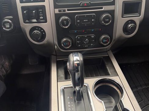 Used 2017 Ford Expedition Limited w/ Equipment Group 301A AWD/4WD image 16